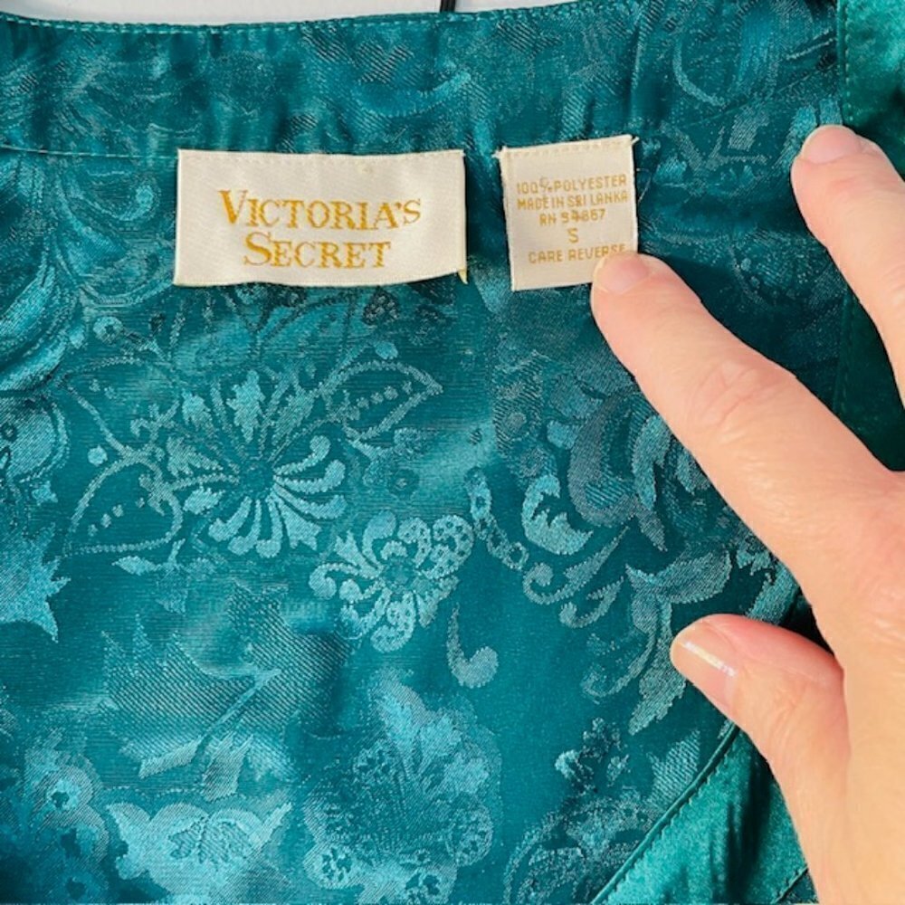 Victoria's Secret Vintage Gold Label Jacquard Floral Satin Pajamas Small - Picture 4 of 6